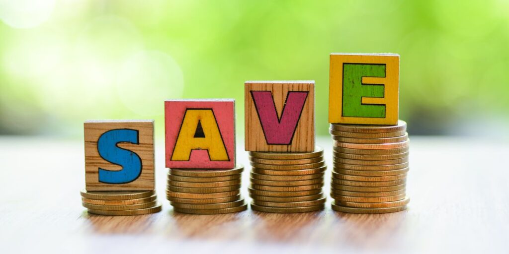 💰 How to Save Money Consistently — Even If You’re Broke